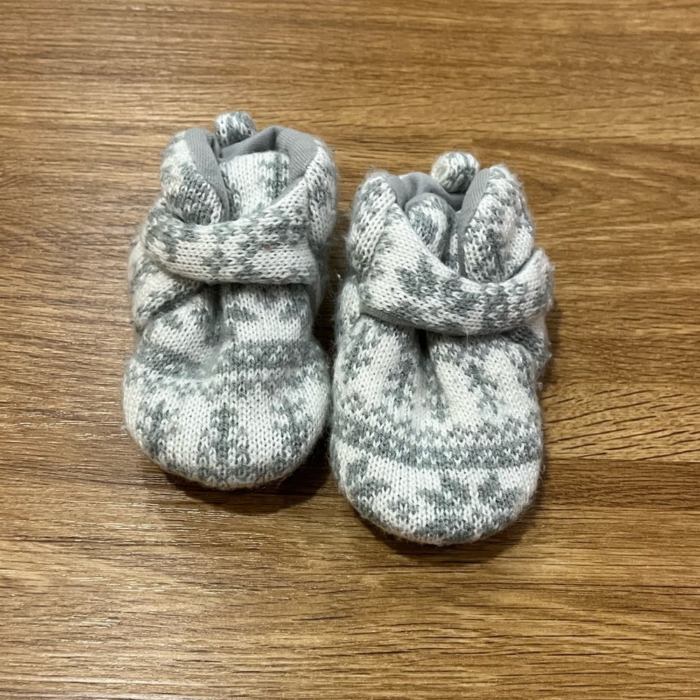Baby Booties - Picture 3 of 5